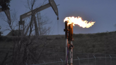 US targets oil and natural gas industry's role in global warming with new rule on methane emissions