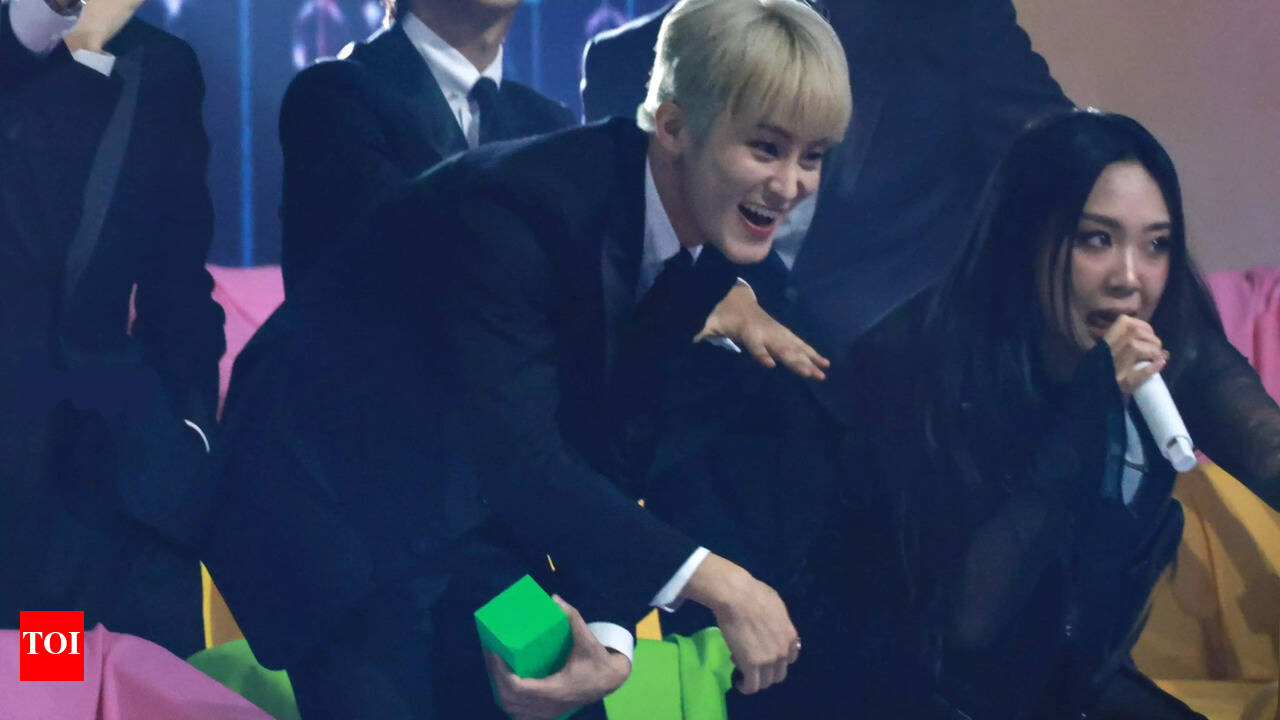 NCT DREAM playfully teases Mark over hilarious encounter with Lee Young Ji  at 2023 Melon Music Awards | K-pop Movie News - Times of India