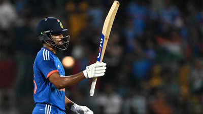 5th T20I: Shreyas Iyer half-century lone bright spot in India's below-par 160/8 vs Australia