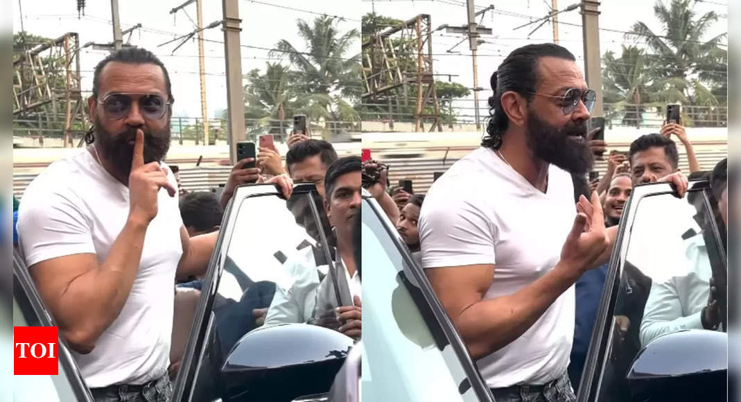 Bobby Deol’s visits Gaiety Galaxy to witness fan reactions for ‘Animal’ – WATCH | Hindi Movie News