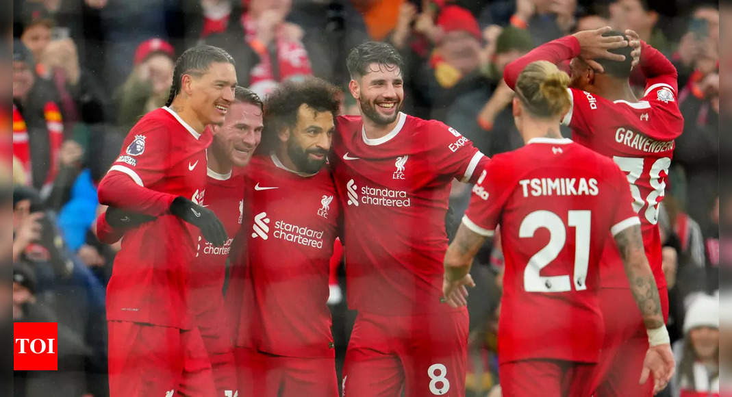 Epl Liverpool Score Two Late Goals In 4 3 Thriller Against Fulham