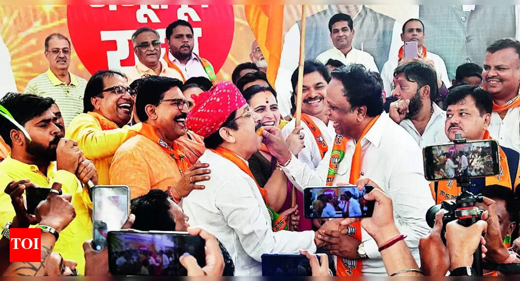 Modi: CM: Modi’s charisma | BJP's victory in state assembly elections ...