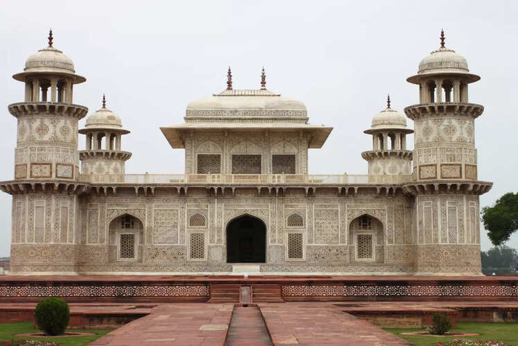 Itmad-ud-Daulah's Tomb