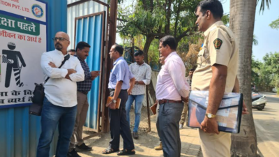 Navi Mumbai: Jt. inspection team member stopped from entering construction site next to wetlands in Seawoods