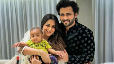 Dipika Kakar reaches with little Ruhaan on the sets of Jhalak Dikhhla Jaa 11 to cheer for Shoaib Ibrahim; latter gives a glimpse of his warm-up session