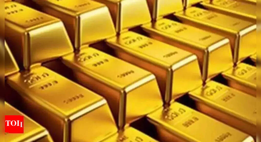 Gold price crosses Rs 64k/10 gm on MCX | Hyderabad News - Times of India