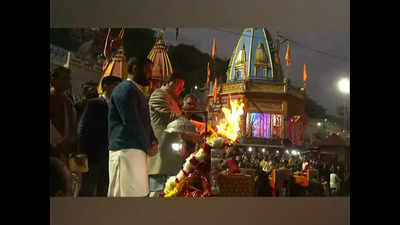 Uttarakhand CM Pushkar Singh Dhami performs Ganga aarti at Haridwar