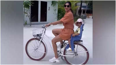 Shilpa Shetty enjoys cycle ride with daughter in new cute video, Check out