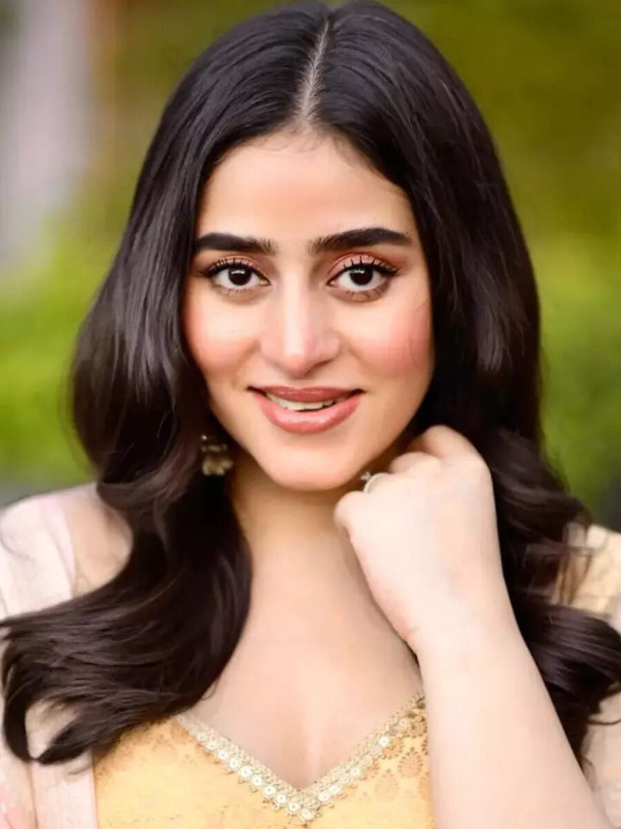 Ridhima Ghosh's lustrous silky hair sets new beauty standards | Times ...