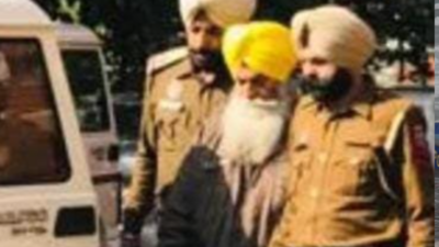 Pak-based terrorist Lakhbir Rode’s close aide Paramjit Singh arrested at Amritsar airport