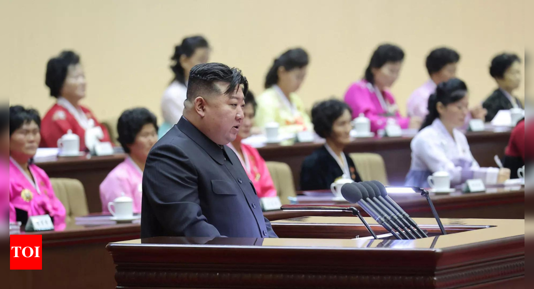 Kim Jong Un pleure en exhortant les femmes nord-coréennes à avoir plus d’enfants |  Nouvelles de l’Inde