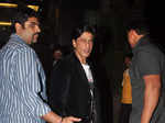 SRK spotted at airport