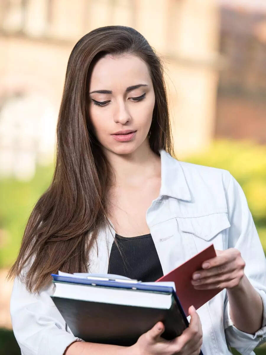 10 Effective Study Habits of Disciplined Students | Times of India