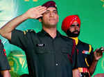 Dhoni, Bindra get honorary army rank