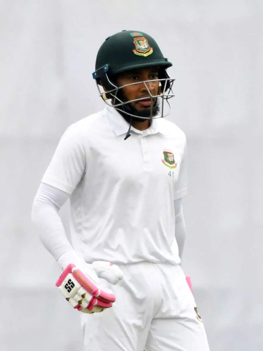 Unusual dismissals in Test cricket