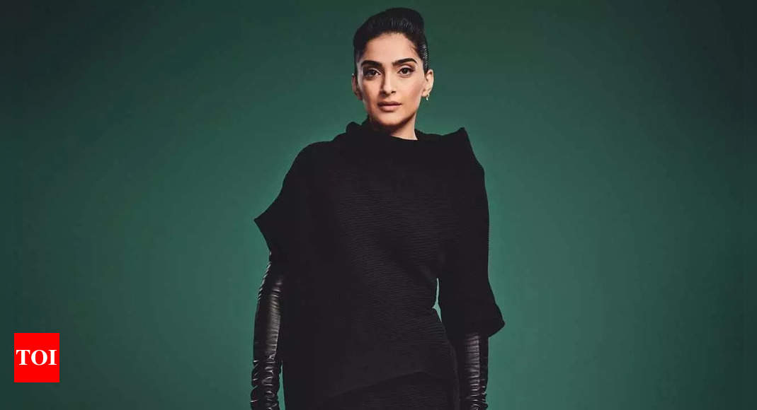 “Will always champion an Indian designer on international platforms” : Sonam Kapoor | Hindi Movie News