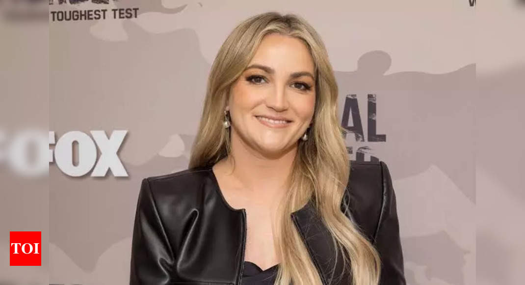 Jamie Lynn Spears makes a special appearance at the Dancing