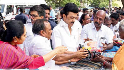 CM deploys more ministers for rescue ops; national calamity, says Baalu