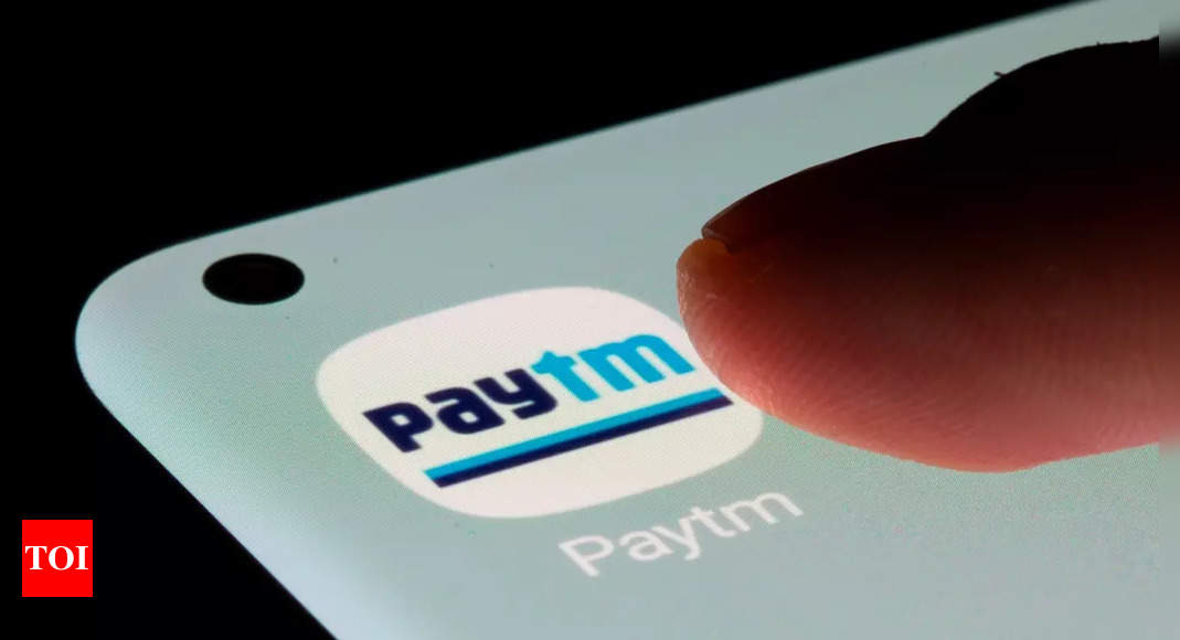 Paytm shares plunge 20%; what’s the outlook on One 97 Communications share price? – Times of India