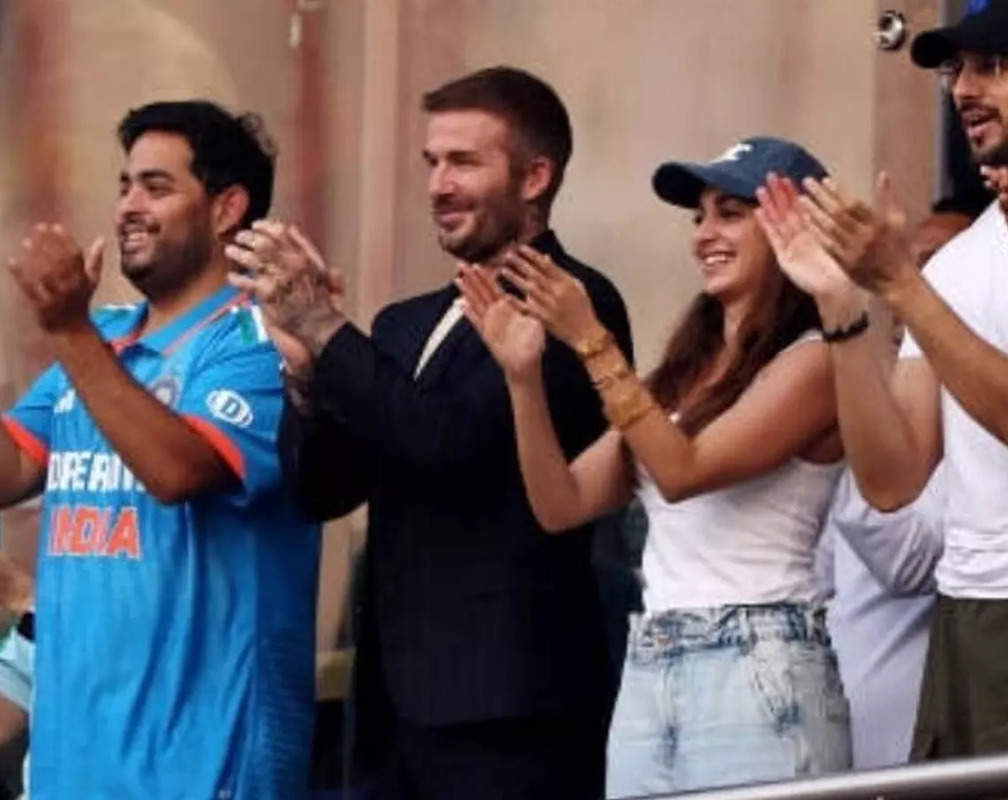 
Kiara Advani recalls David Beckham's wise words about 'hard work and success', talks about her conversation with football legend at World Cup match
