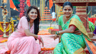 Sriti Jha works on her Marathi dialect with the help of her on-screen mother Hemangi Kavi for Kaise Mujhe Tum Mil Gaye, says " I've picked up bits and pieces from them"