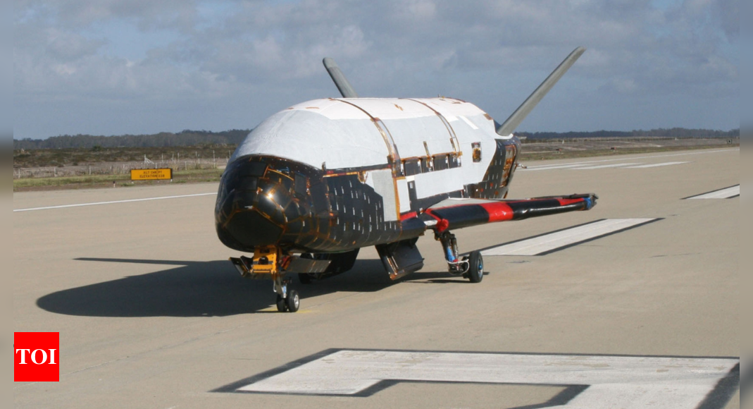 X-37B: Mysterious X-37B space plane prepares for launch aboard SpaceX's Falcon Heavy - Times of India - IndiaTimes