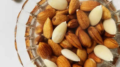 Soaked vs unsoaked almonds: Unraveling the benefits