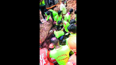 Two bodies retrieved from Velachery trench