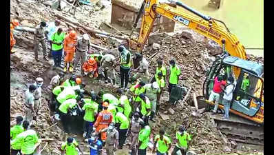 Two bodies retrieved from Velachery trench