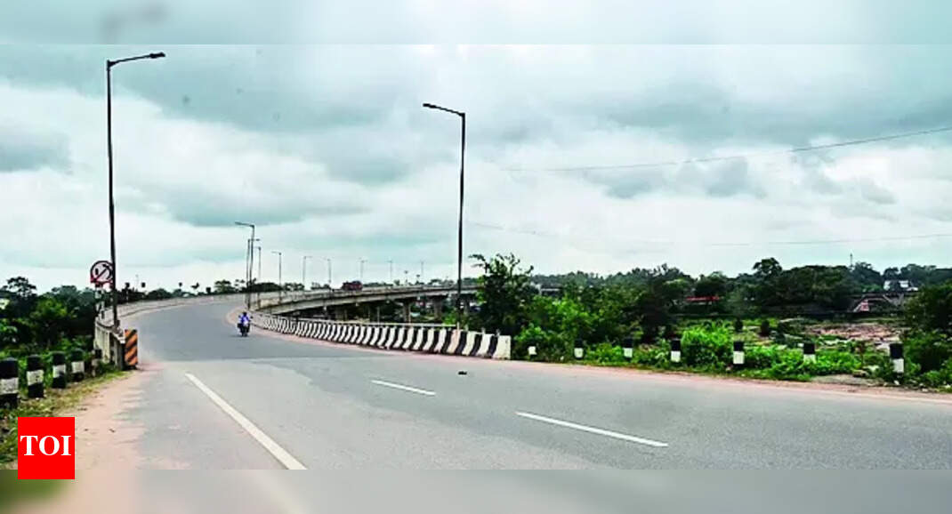 Concreting ₹560cr approved for concreting 56km NashikYeola state h