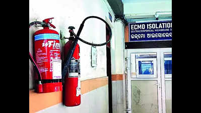 HC gives govt 1 wk to provide timeline for fire safety in SCB