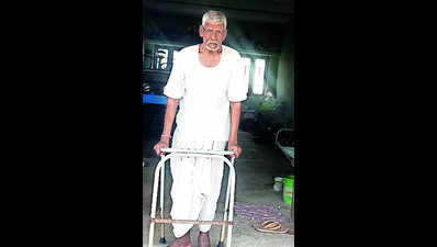 Octogenarian deprived of govt facilities due to Aadhaar deactivation