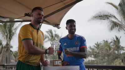 'Smiles, cheers, banter': Watch Suryakumar Yadav, Aiden Markram unveiling the T20 trophy