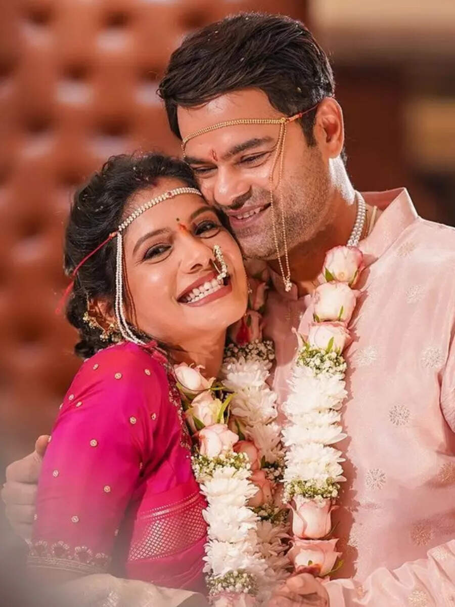 Unseen pictures from Piyush Ranade and Suruchi Adarkar's wedding ...