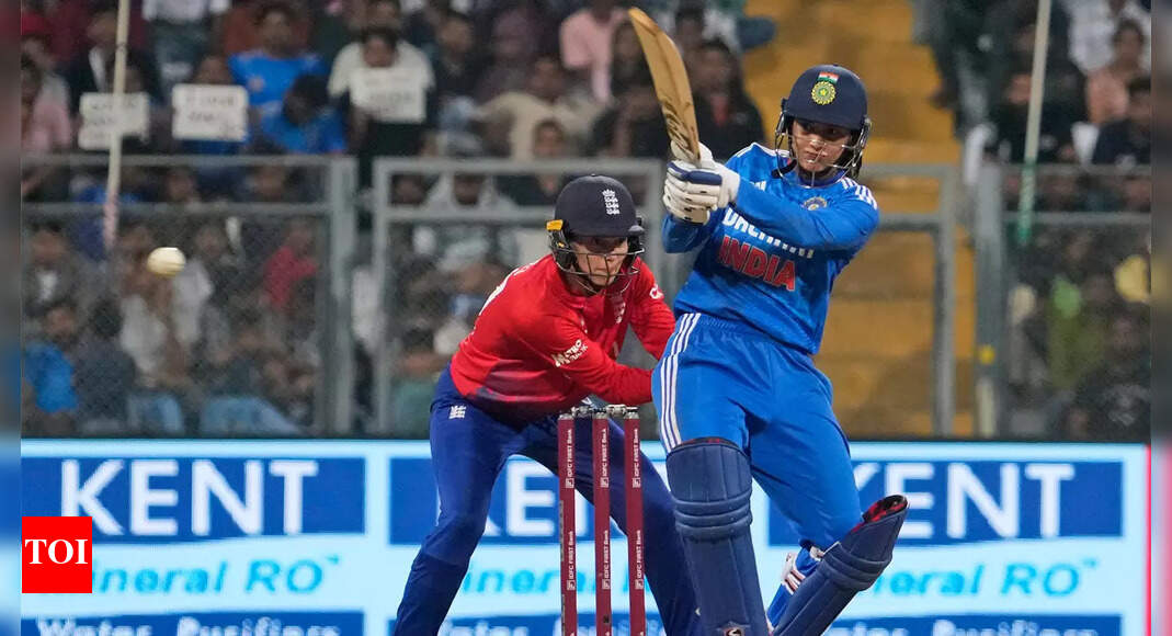 India Women vs England Women Live, 3rd T20I: India look to deny England a clean sweep  – The Times of India