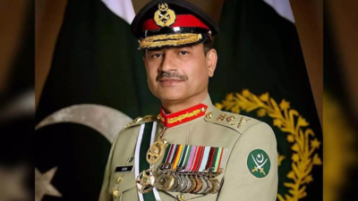 Pakiatan army chief leaves for US on first official visit