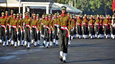 Army intercepts gatecrasher in uniform at IMA parade | Dehradun News ...