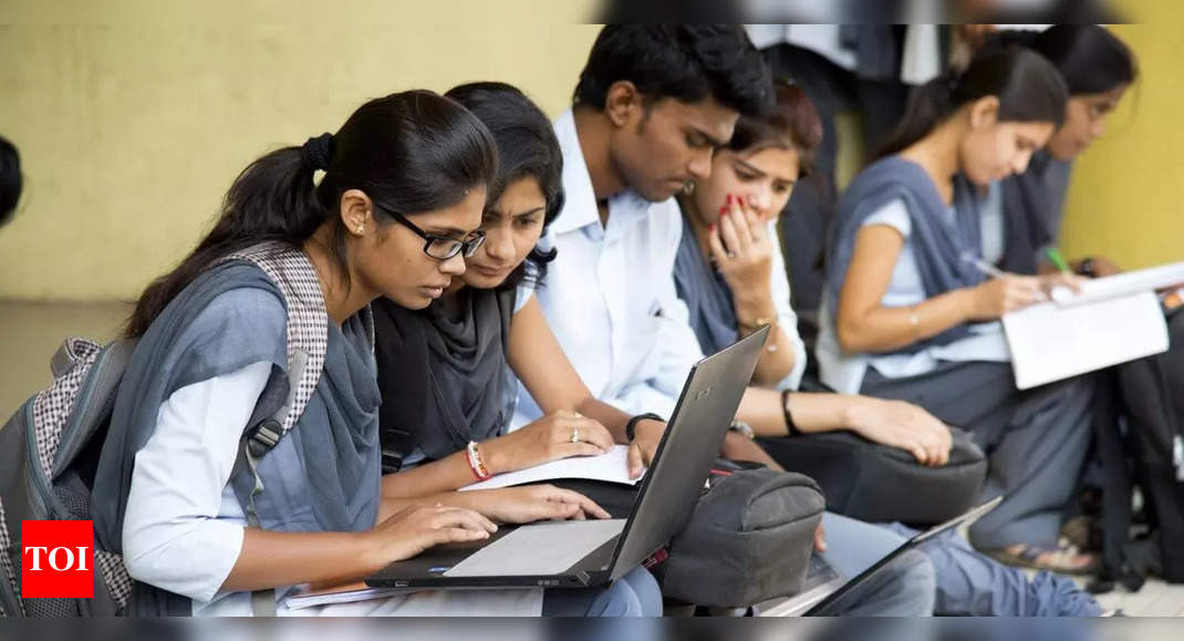 Enrollment in higher educational institutions up by 90 lakh since 2014