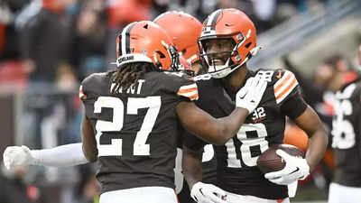 Joe Flacco, Cleveland Browns survive battle of turnovers against  Jacksonville Jaguars | NFL News - Times of India