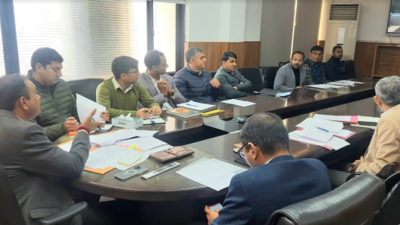 Divisional Commissioner directs DCs to resolve NHAI land issue on priority