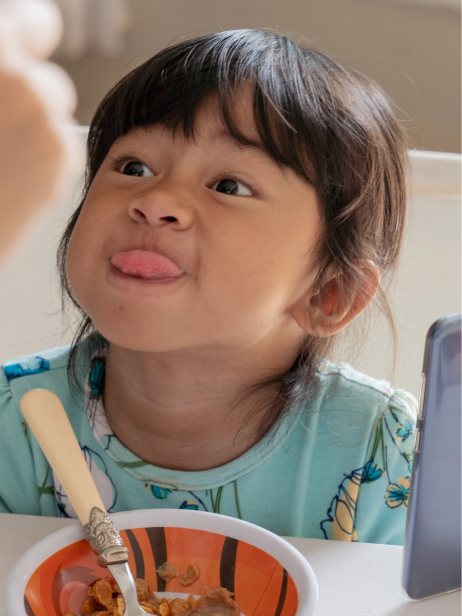 Stubborn child? 10 smart tricks to make them cooperative - Vimarsana News