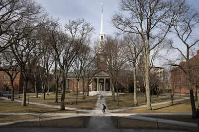 Harvard University's deepening disunity pits alumni against faculty