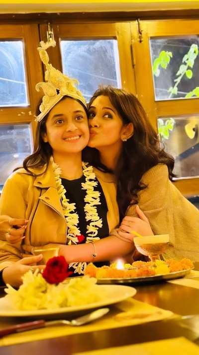 Trina Saha hosted Aiburobhaat for bride-to-be Darshana Banik