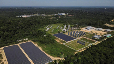 Sri Lanka awards $1.7 billion solar project to Australian firm