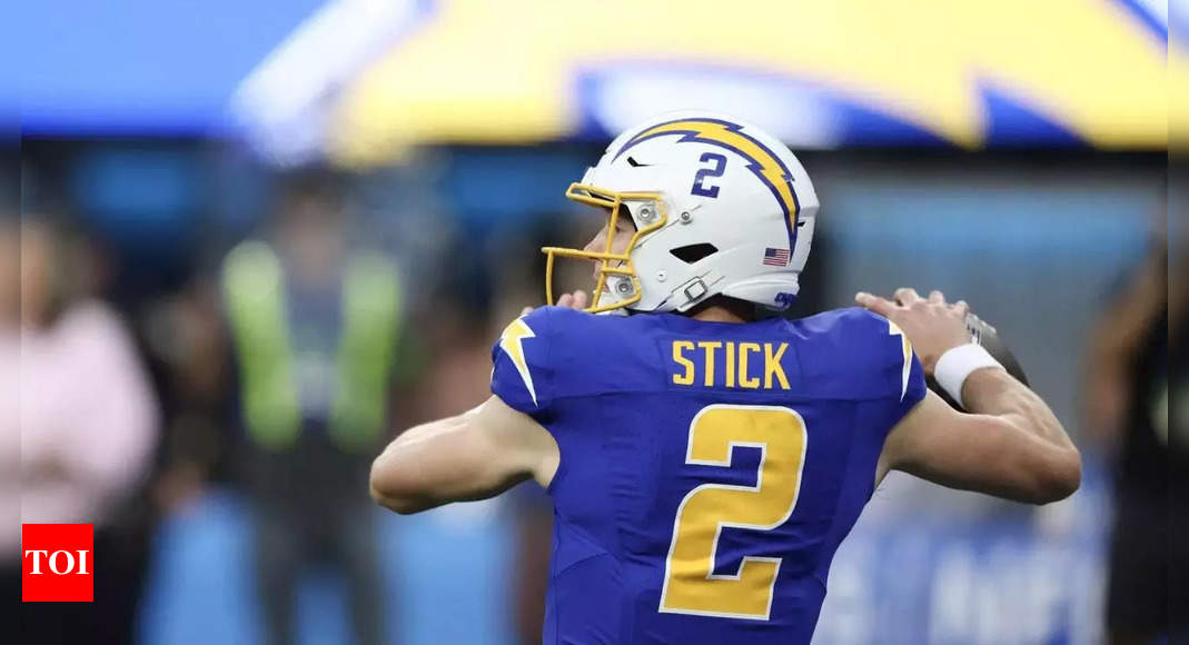 Pro Picks: Easton Stick will lead Chargers to an upset road win over  Raiders in first NFL start – KGET 17