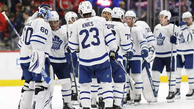 Toronto Maple Leafs cruise to 7-3 victory against New York Rangers