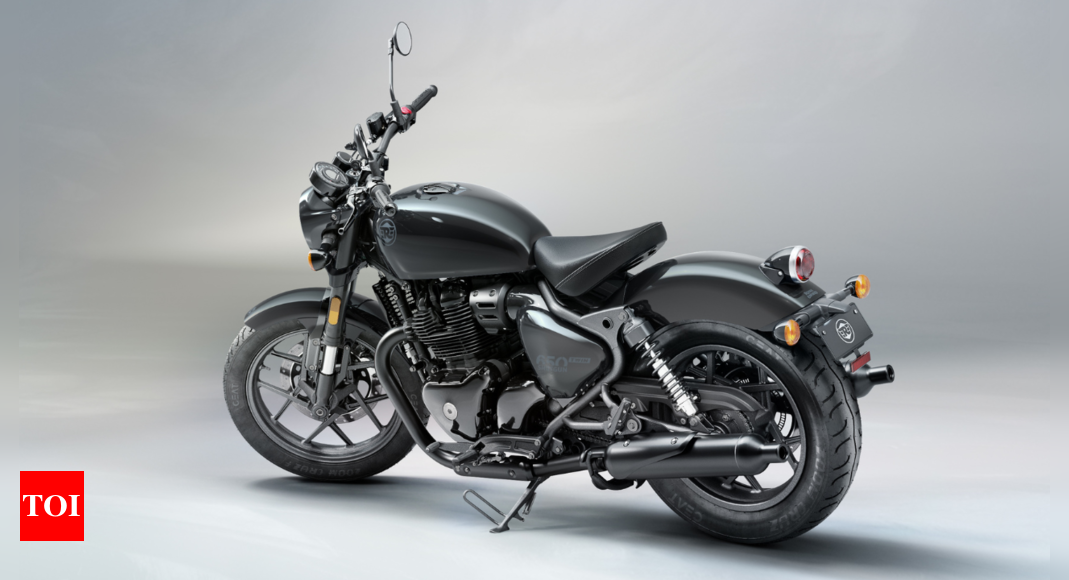 Royal Enfield SG650 revealed at EICMA 2021 - India Today