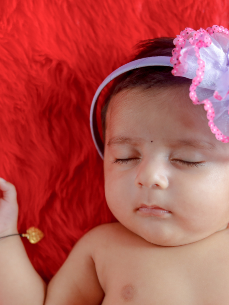 cheerful-baby-names-for-children-born-in-december-times-of-india