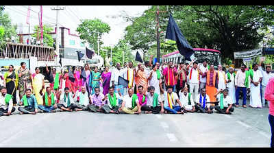 Cauvery Stir: B’luru-mysuru Road Blocked On 100th Day Of Cauvery Stir ...