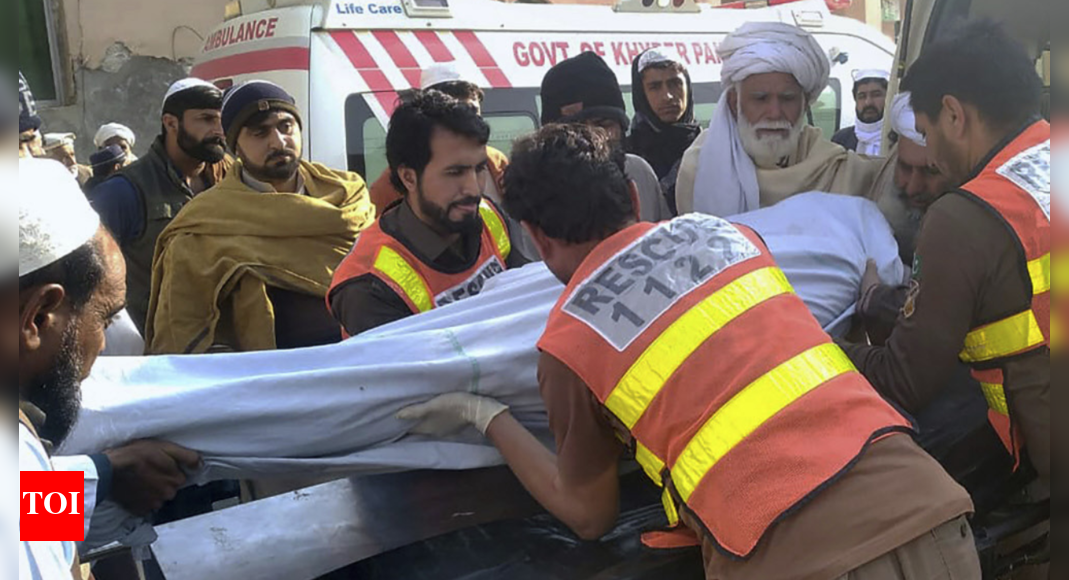 Militants attack police and army post in Pak; 4 officers, 3 attackers ...